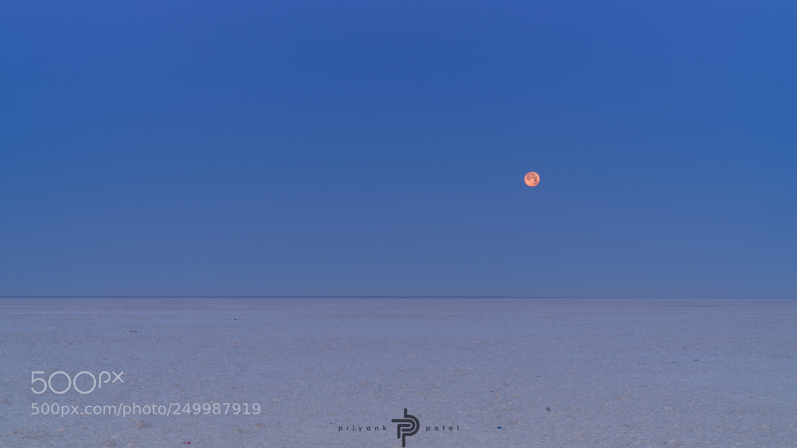 Sony a7R II sample photo. White desert during moon photography