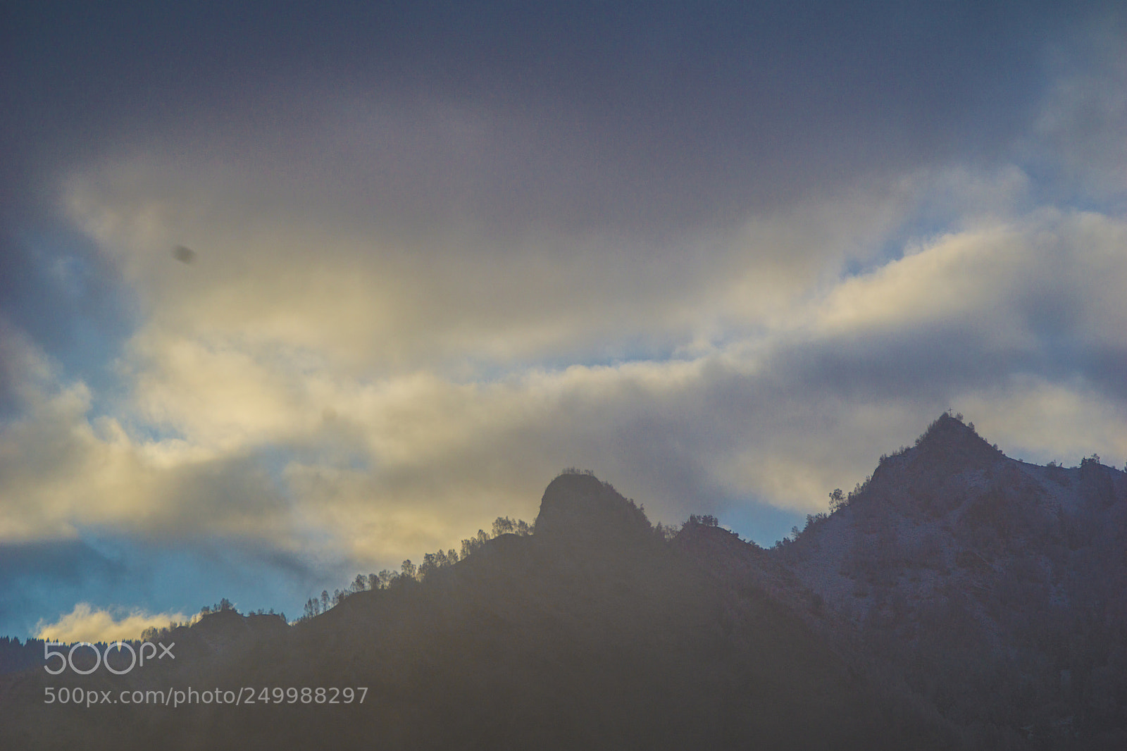 Sony a5100 sample photo. Walking in castione della photography