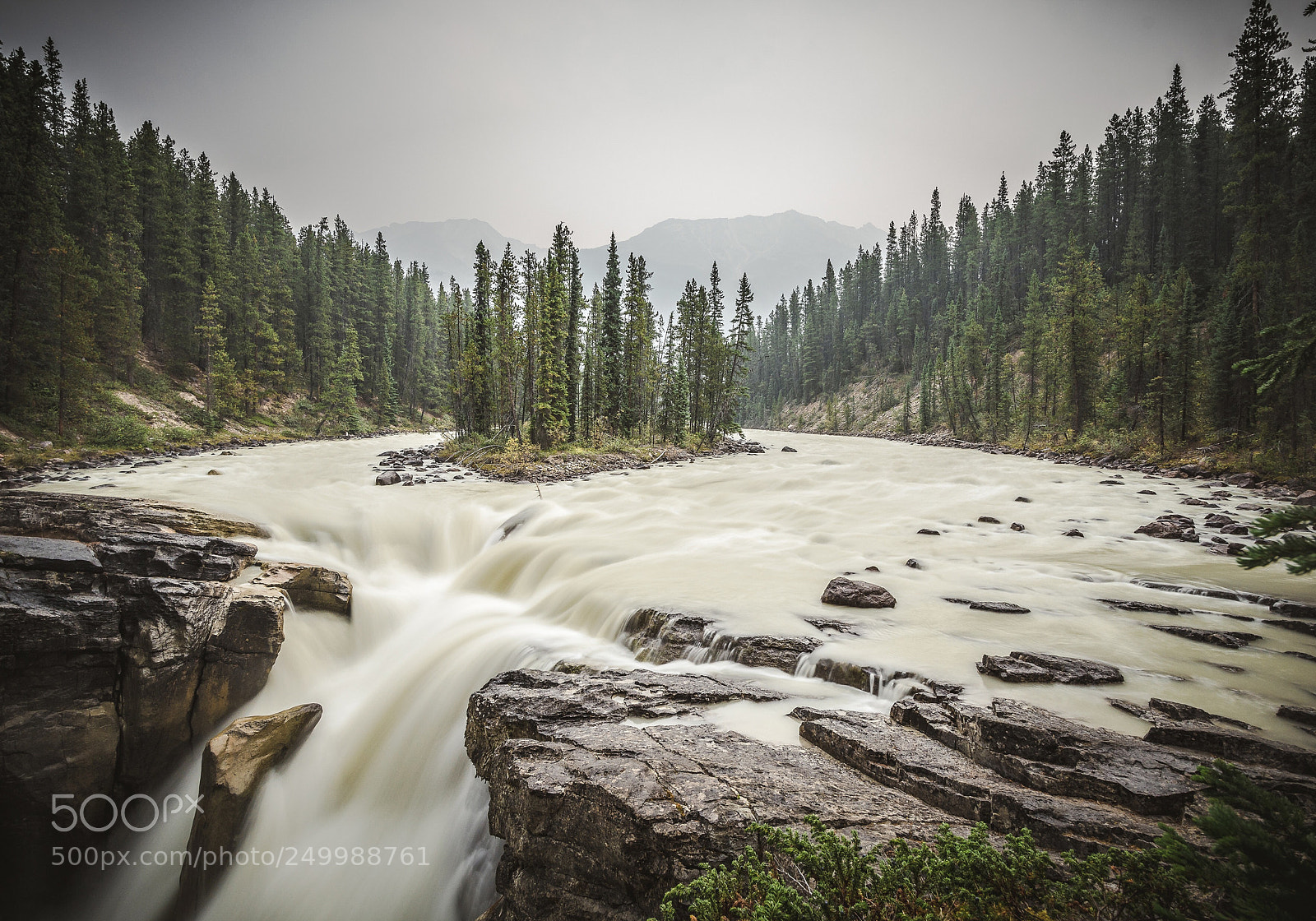 Nikon D7200 sample photo. Sunwapta falls photography