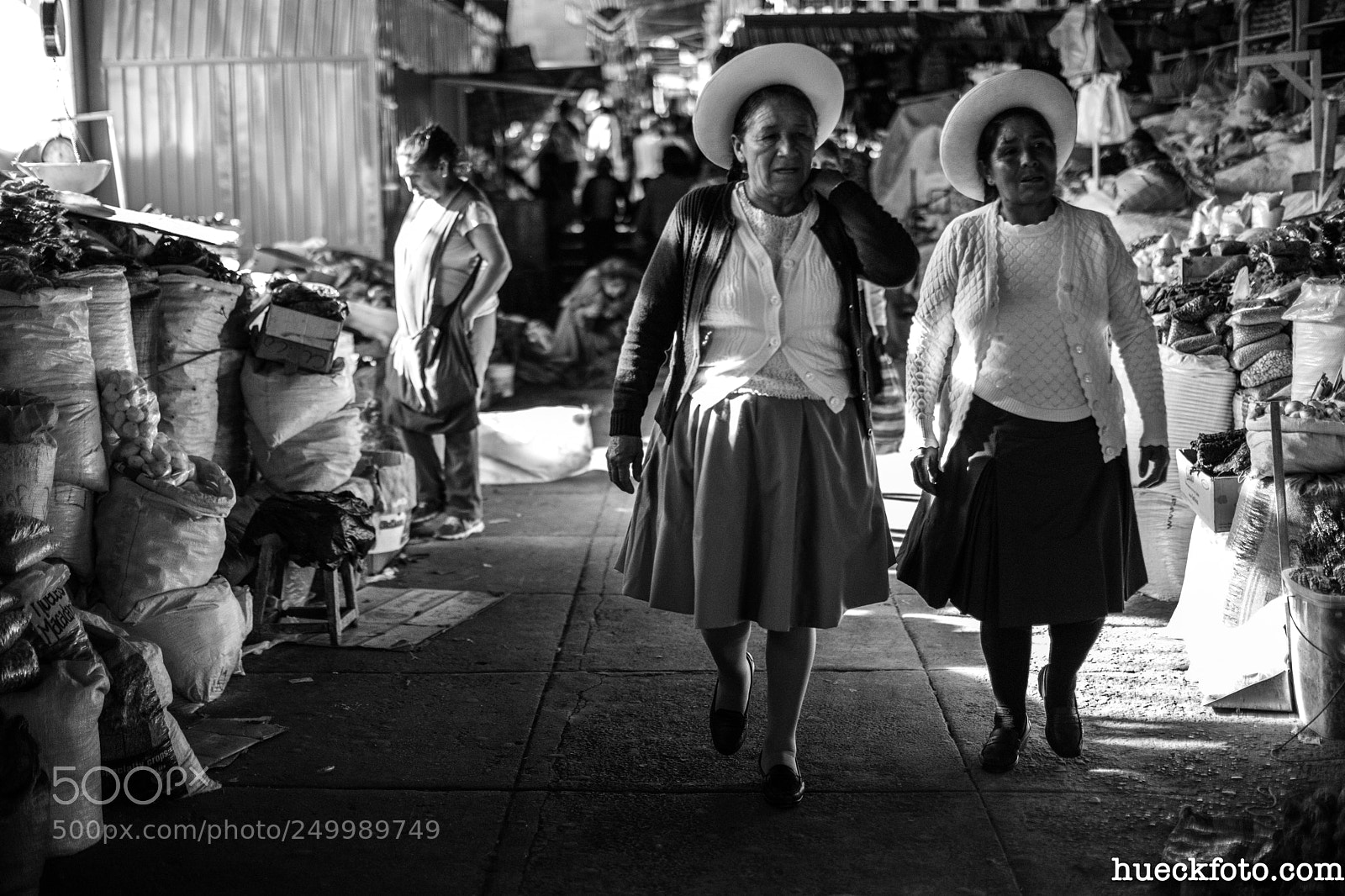 Canon EOS 5D Mark IV sample photo. Cusco am pm photography