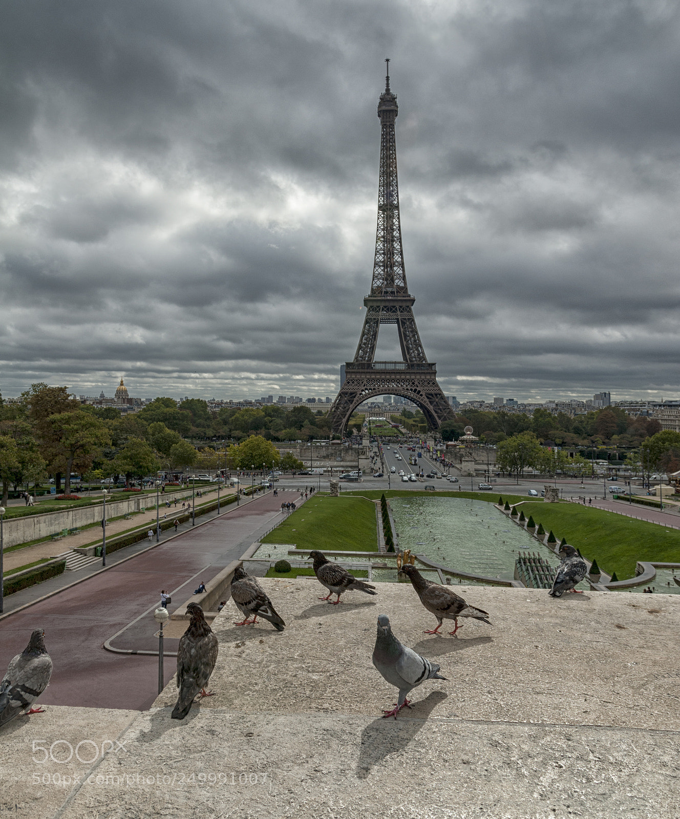 Nikon D700 sample photo. Under the eiffel tower photography
