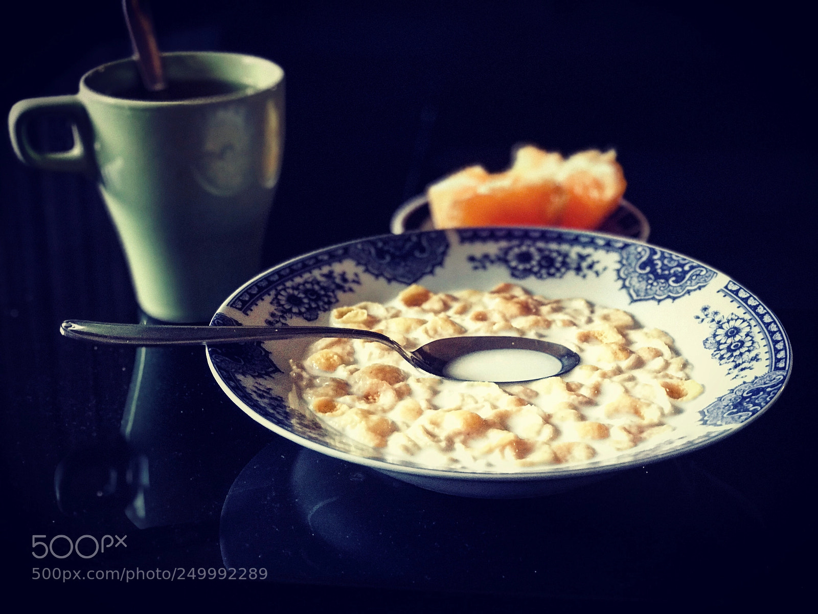 Apple iPhone 7 Plus sample photo. Early breakfast  photography
