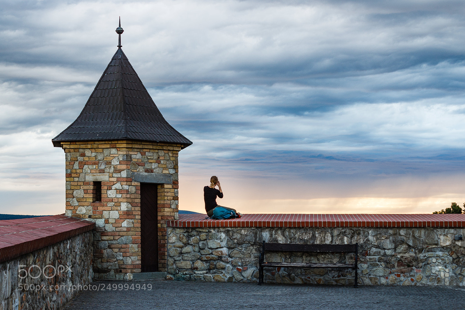 Canon EOS 600D (Rebel EOS T3i / EOS Kiss X5) sample photo. Bratislava castle terrace photography