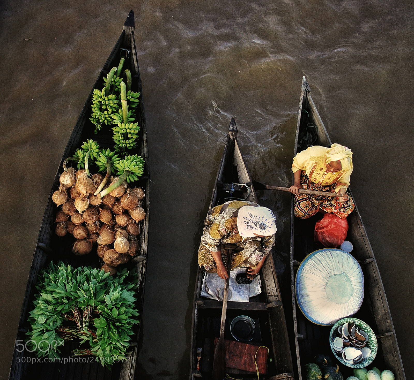 Canon EOS 7D sample photo. Floating market photography