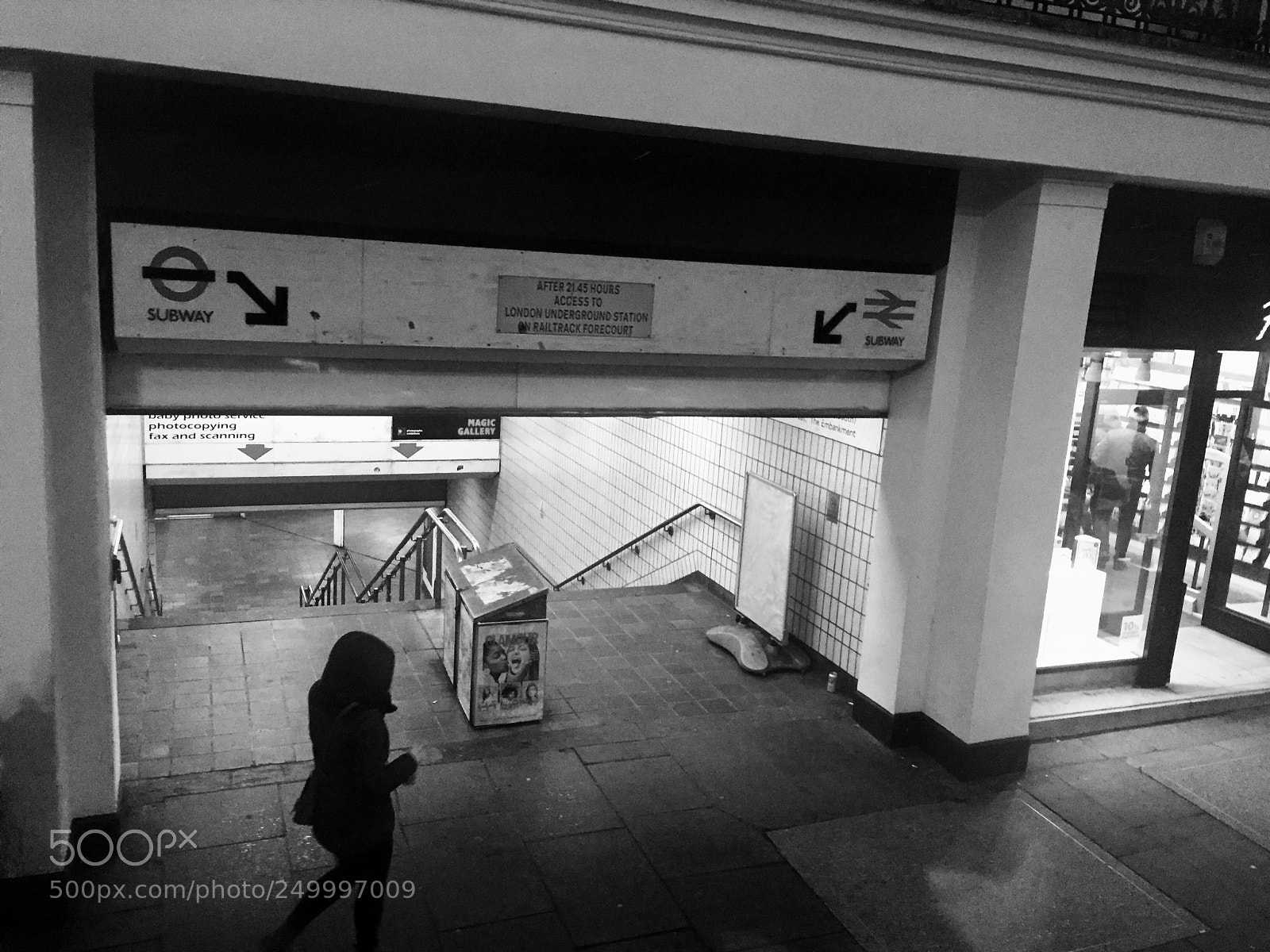 Apple iPhone 6 sample photo. London underground  photography