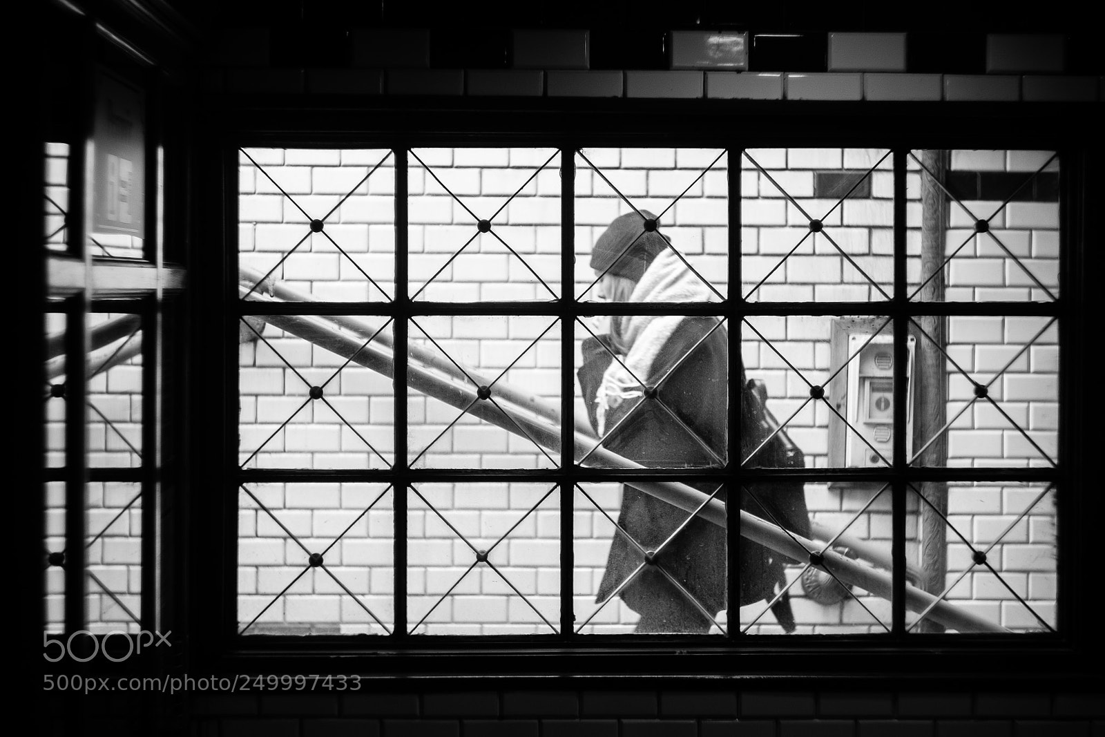 Fujifilm X-T1 sample photo. Morning commute photography