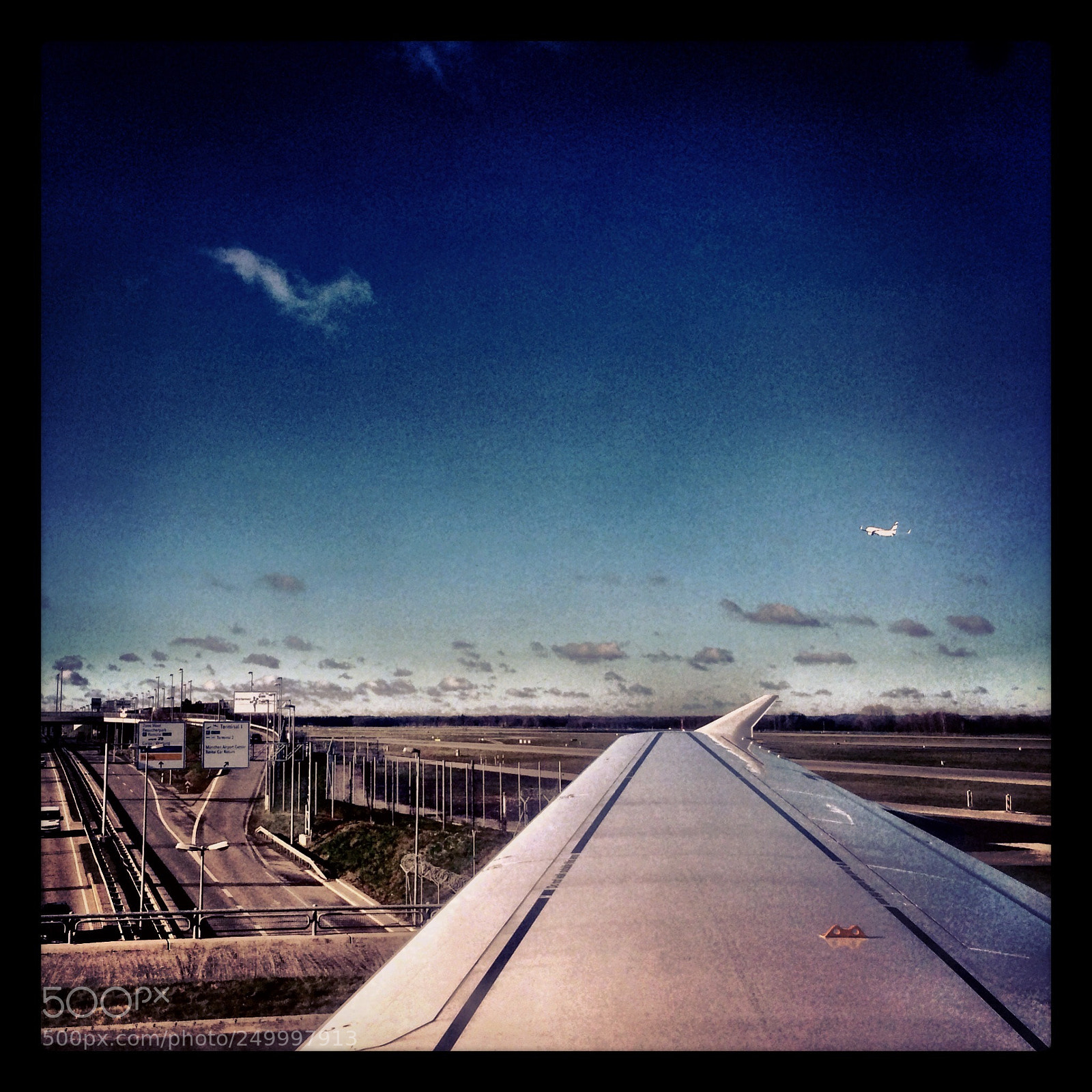 Apple iPhone 5s sample photo. 2013-11-25-lh452-muc-lax photography