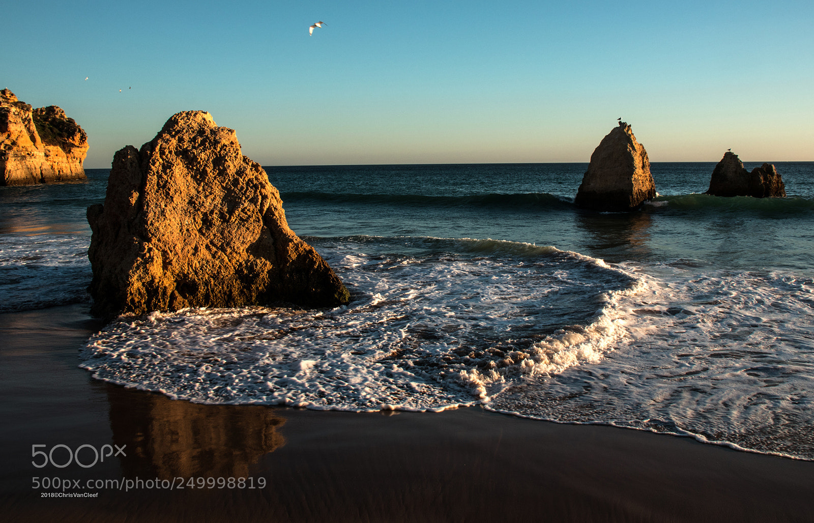 Canon EOS M5 sample photo. Praia dos tres irmaos photography