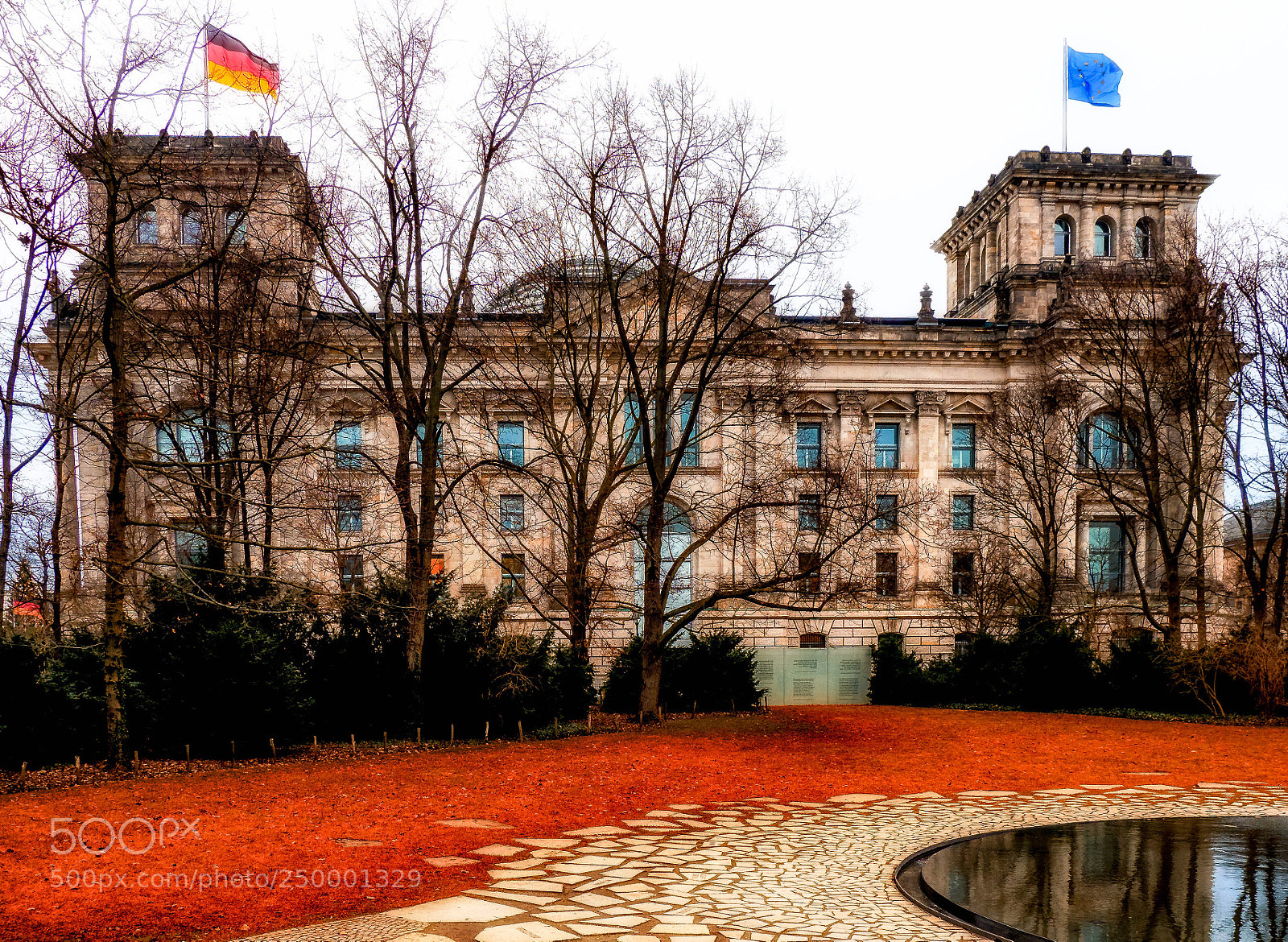 Olympus OM-D E-M1 Mark II sample photo. “berlin history” photography