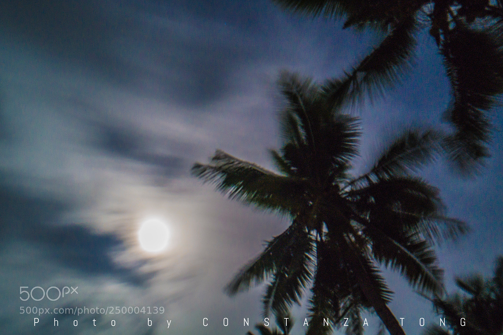 Samsung NX2000 sample photo. Moon behind brume photography