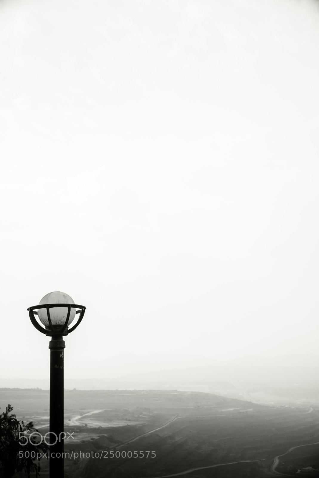 Leica M (Typ 240) sample photo. Street light pole with photography