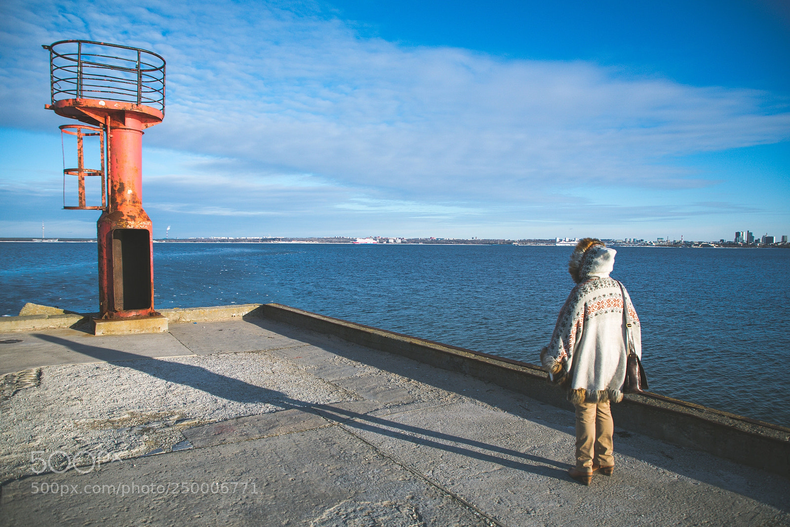 Canon EOS 5D Mark IV sample photo. Woman on a pier photography