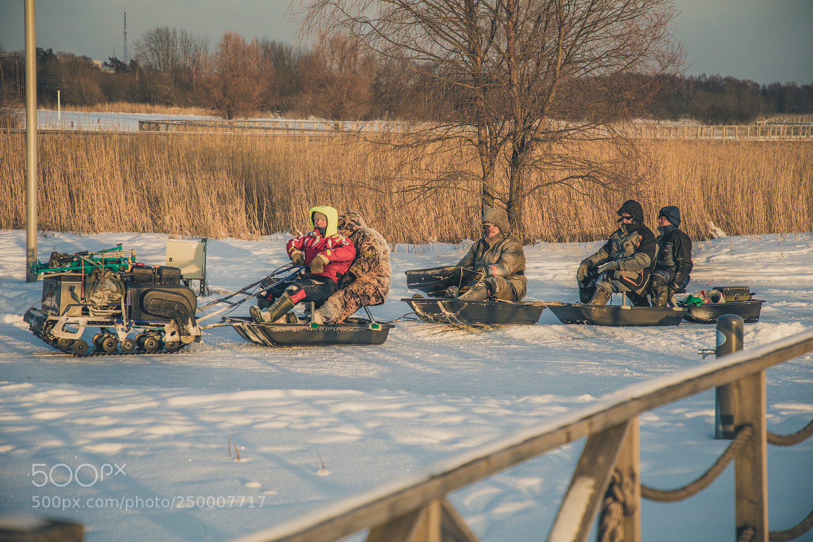 Canon EOS 5D Mark IV sample photo. Fishermen finishing their day photography