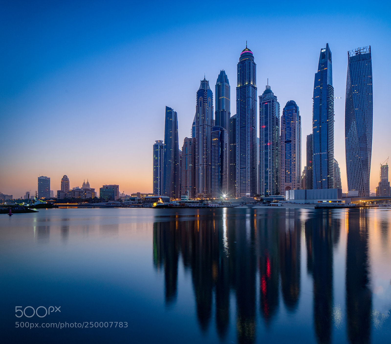 Canon EOS 6D Mark II sample photo. Dubai early morning photography