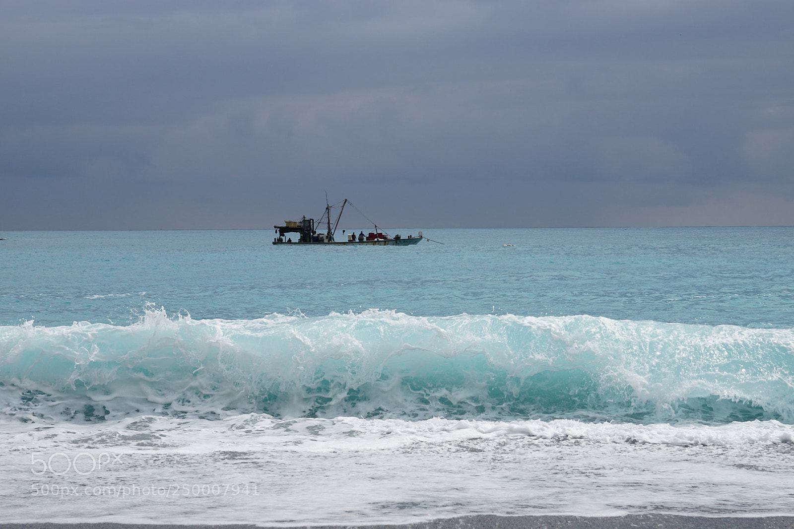 Sony DT 16-50mm F2.8 SSM sample photo. Water wall photography