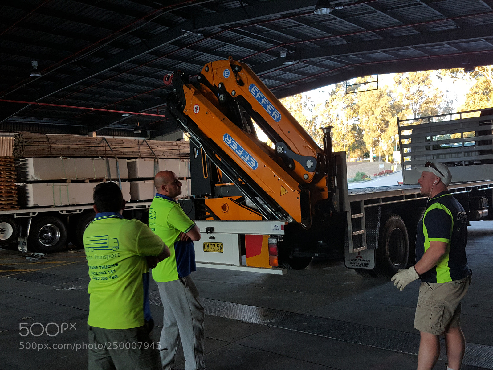 Samsung Galaxy Note5 sample photo. Crane trucks services for photography