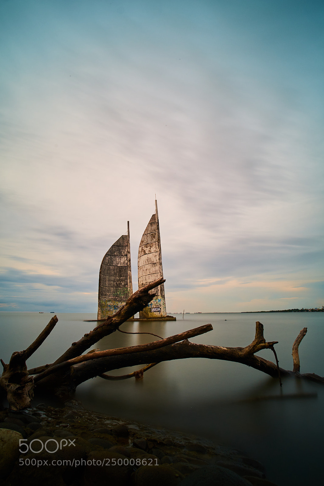 Fujifilm X-Pro1 sample photo. Wood with a concrete photography