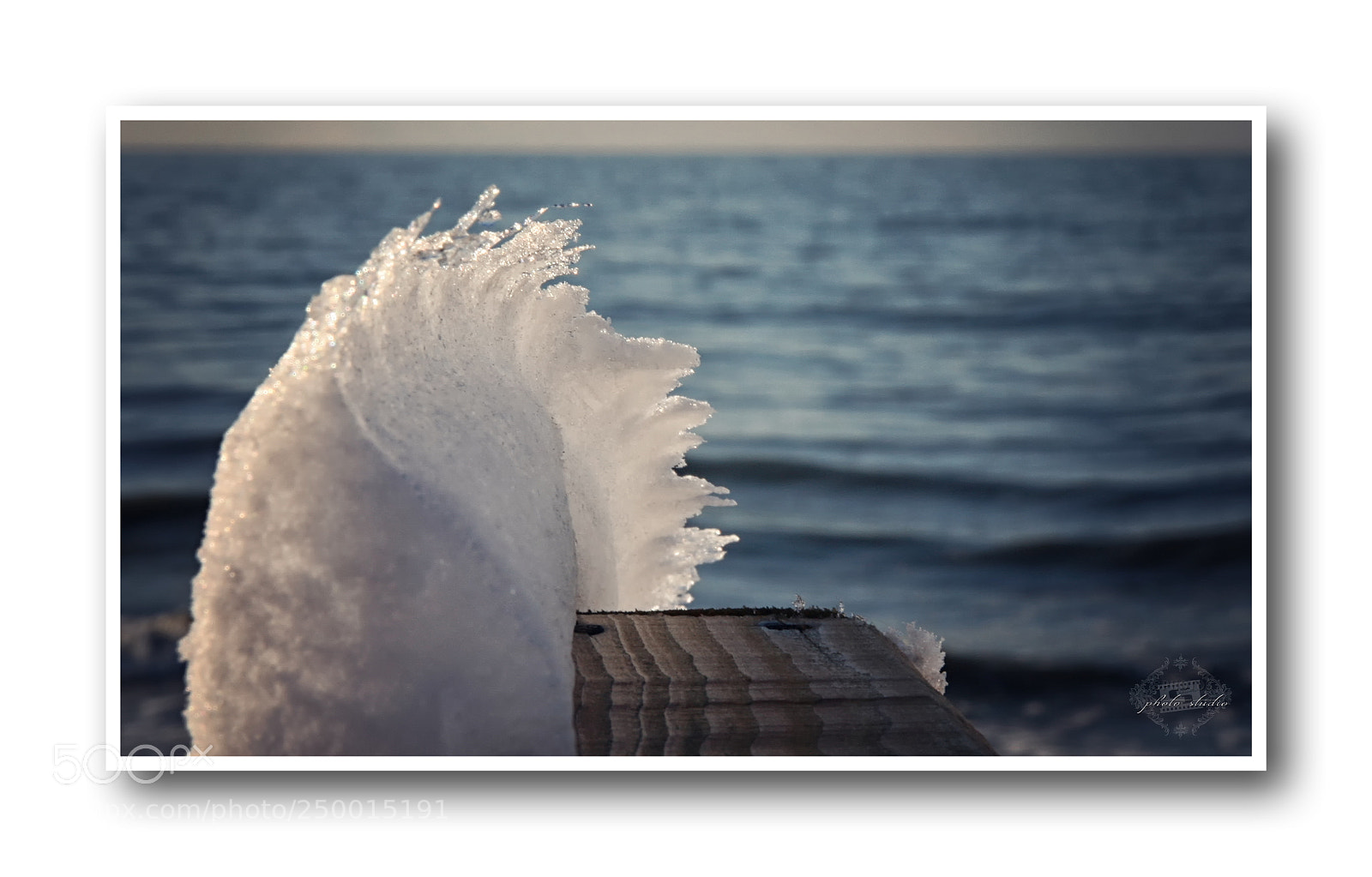 Canon EOS 350D (EOS Digital Rebel XT / EOS Kiss Digital N) sample photo. The last winter wave... photography