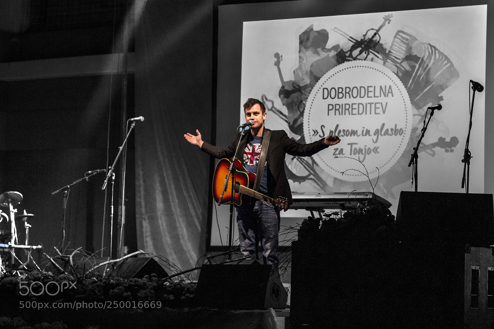Canon EOS 7D sample photo. Grateful singer photography