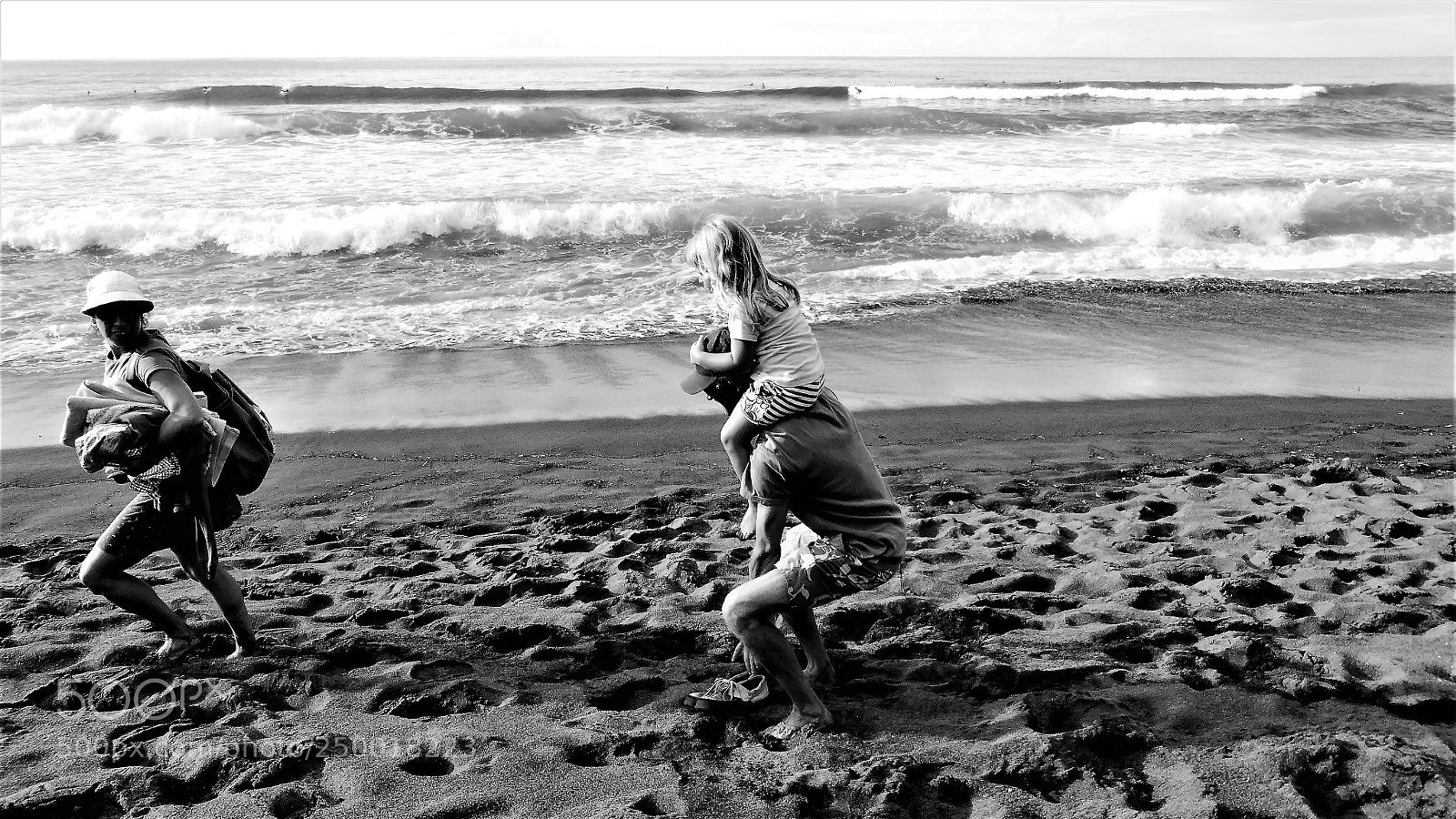 Panasonic Lumix DMC-ZS30 (Lumix DMC-TZ40) sample photo. World happiness day. photography