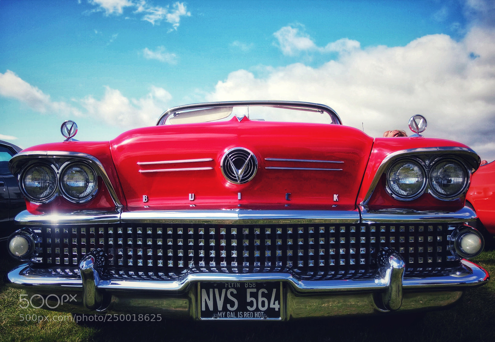 Canon EOS 40D sample photo. Bright red buick photography