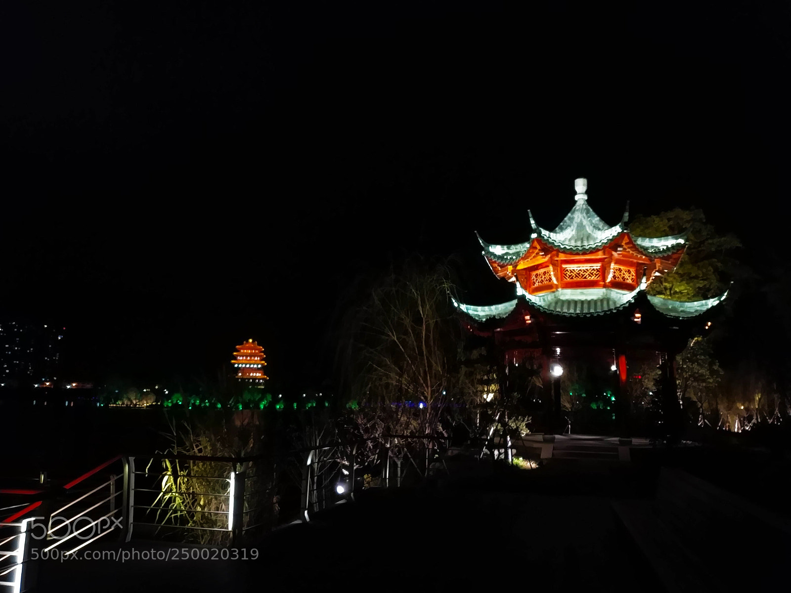 Xiaomi MIX 2 sample photo. Night photography