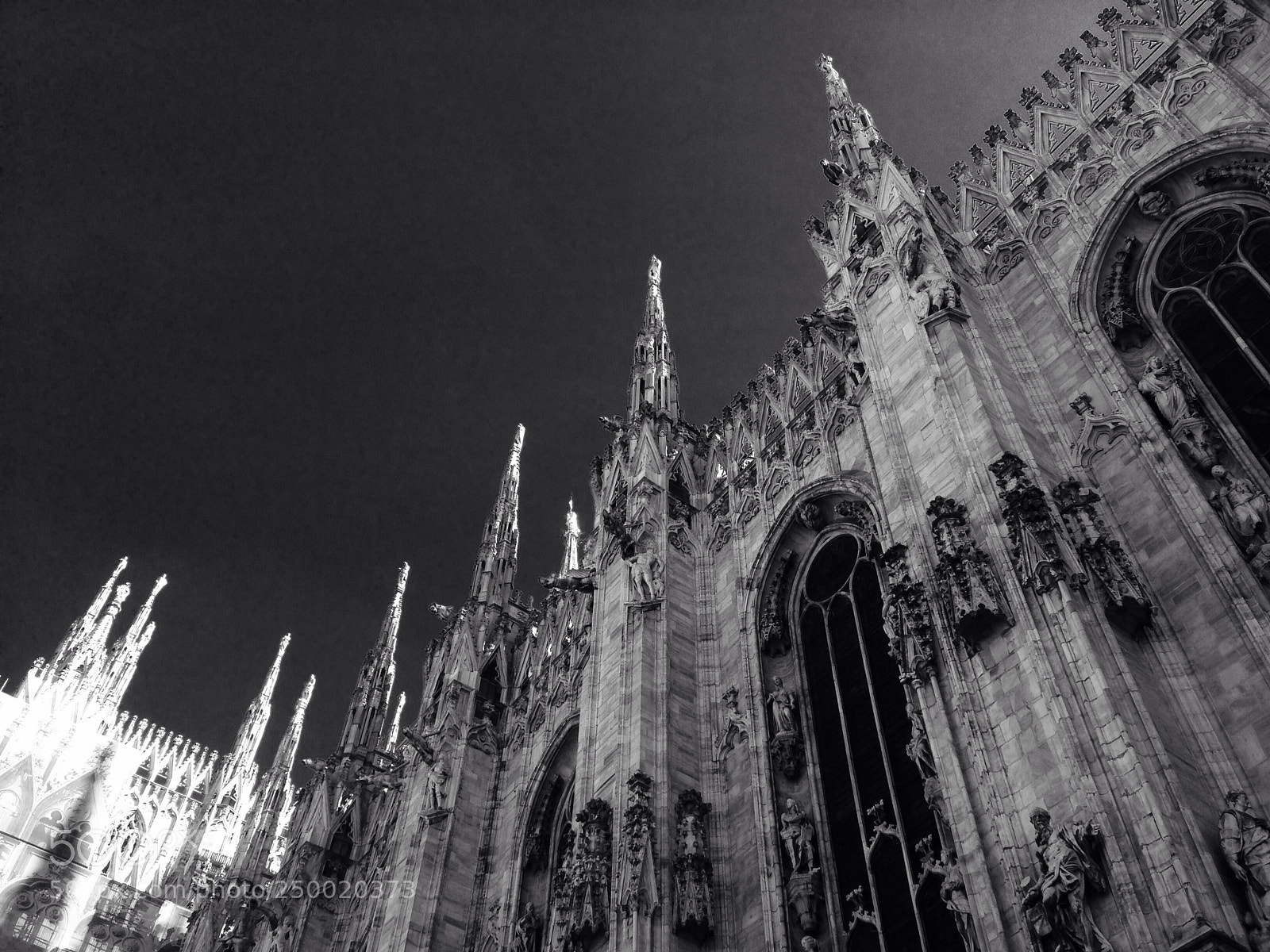 Apple iPhone 5 sample photo. Duomo photography