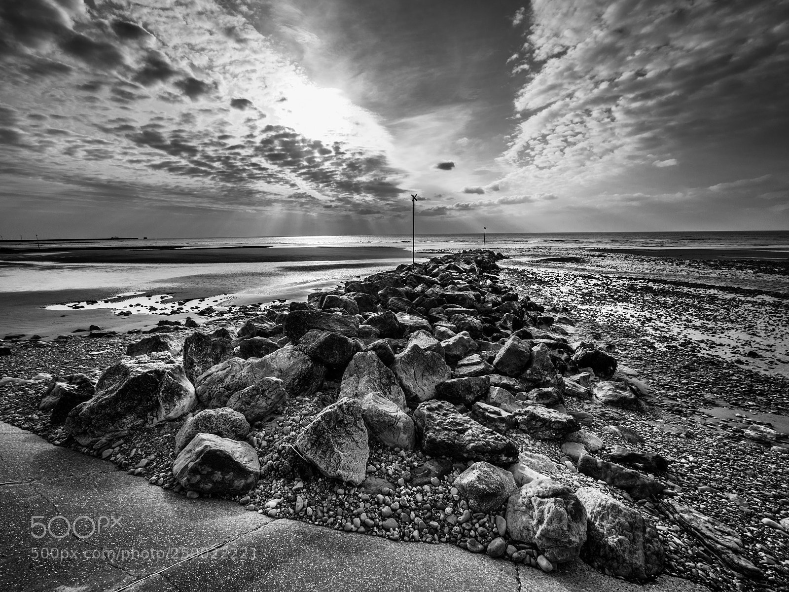 Panasonic Lumix DMC-GX8 sample photo. Broken pier photography