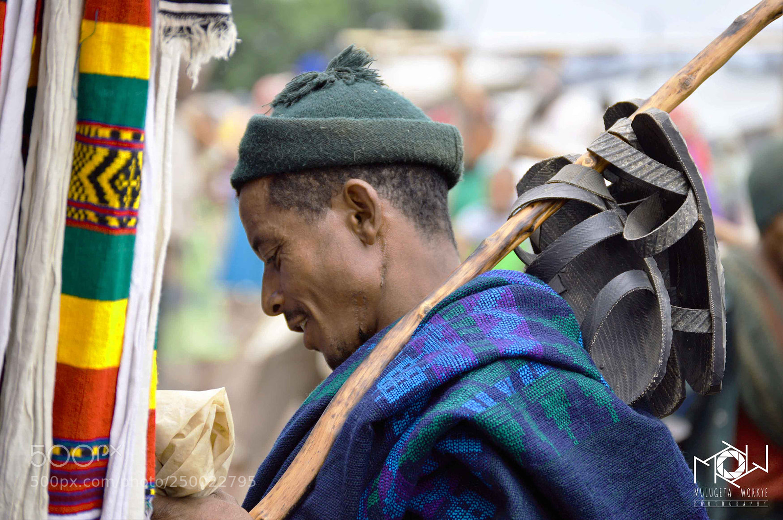 Nikon D3200 sample photo. Market time photography