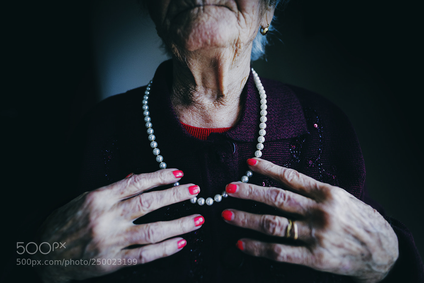 Canon EOS 5D Mark IV sample photo. Hands photography