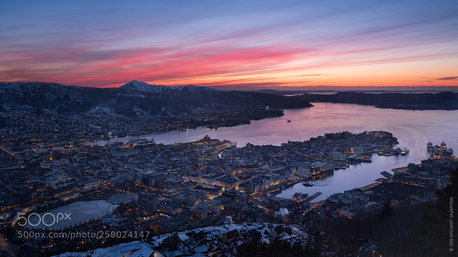 Fujifilm X-T20 sample photo. Bergen view from mount photography