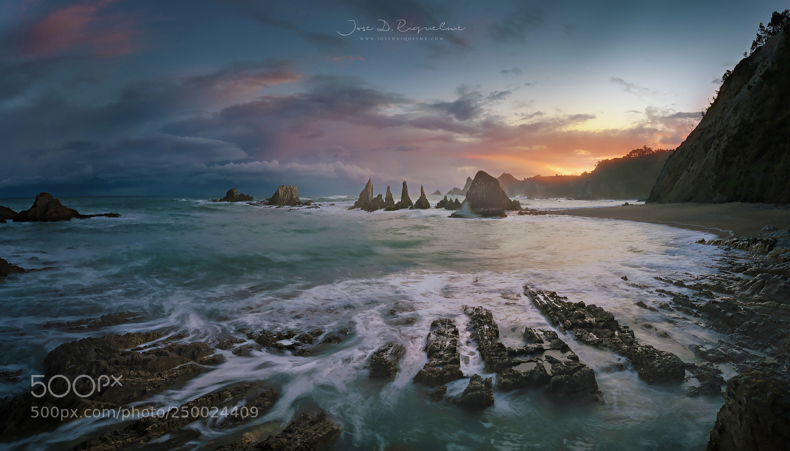 Canon EOS 6D Mark II sample photo. Gueirua pano photography