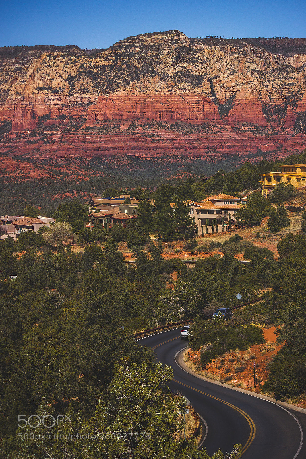 Canon EOS 600D (Rebel EOS T3i / EOS Kiss X5) sample photo. Airport road from sedona photography