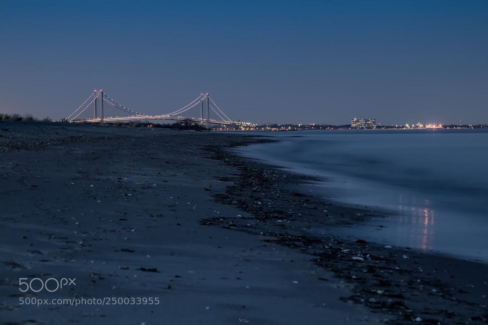 Canon EOS M5 sample photo. Bridge down the beach photography