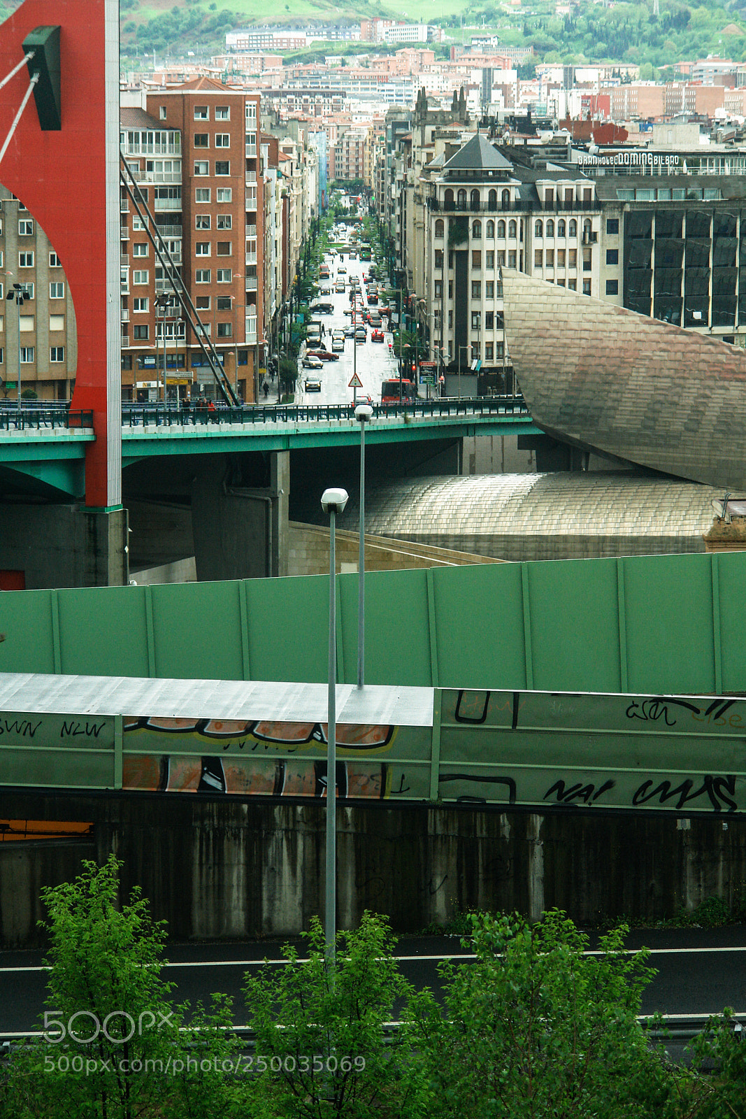 Sony DSC-R1 sample photo. Bilbao shot photography