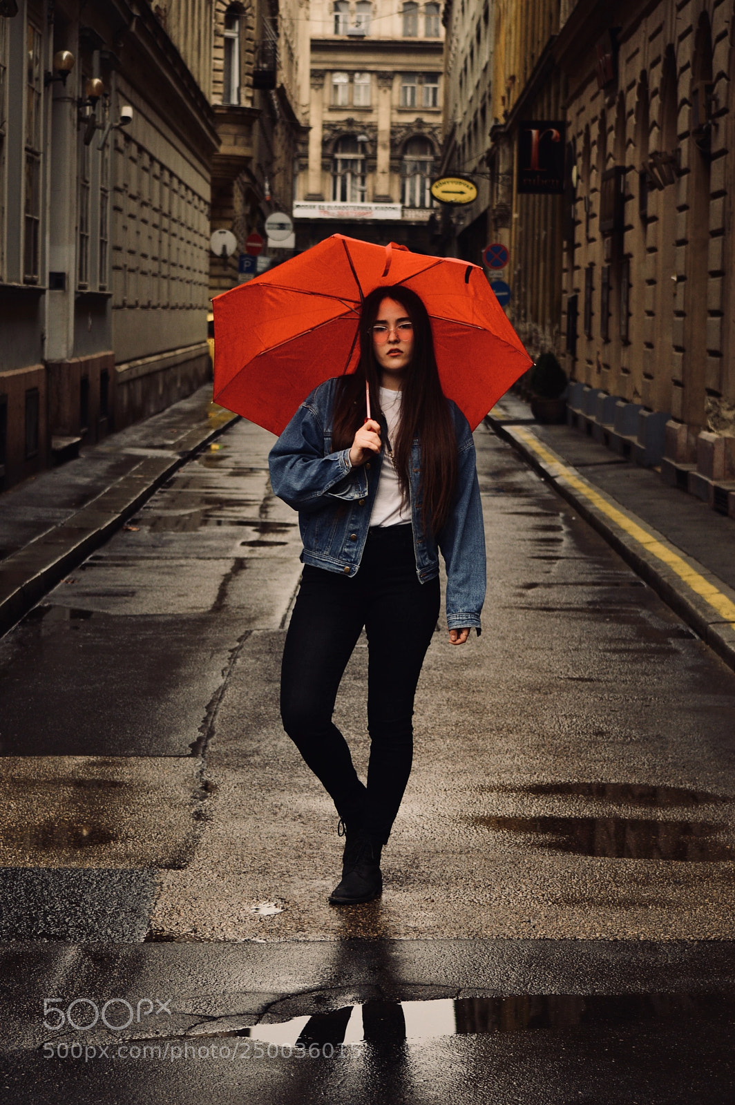 Nikon D3200 sample photo. Rainy vintage charm photography