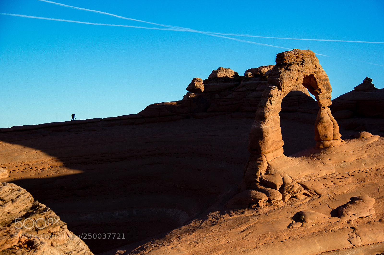 Canon EOS 60D sample photo. Delicate arch sunrise photography