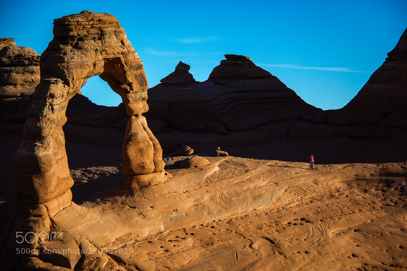 Canon EOS 60D sample photo. Delicate arch sunrise photography