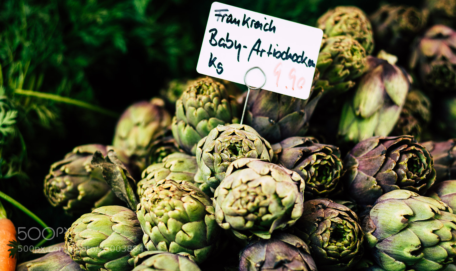 Canon EOS 100D (EOS Rebel SL1 / EOS Kiss X7) sample photo. Artichokes on the market photography