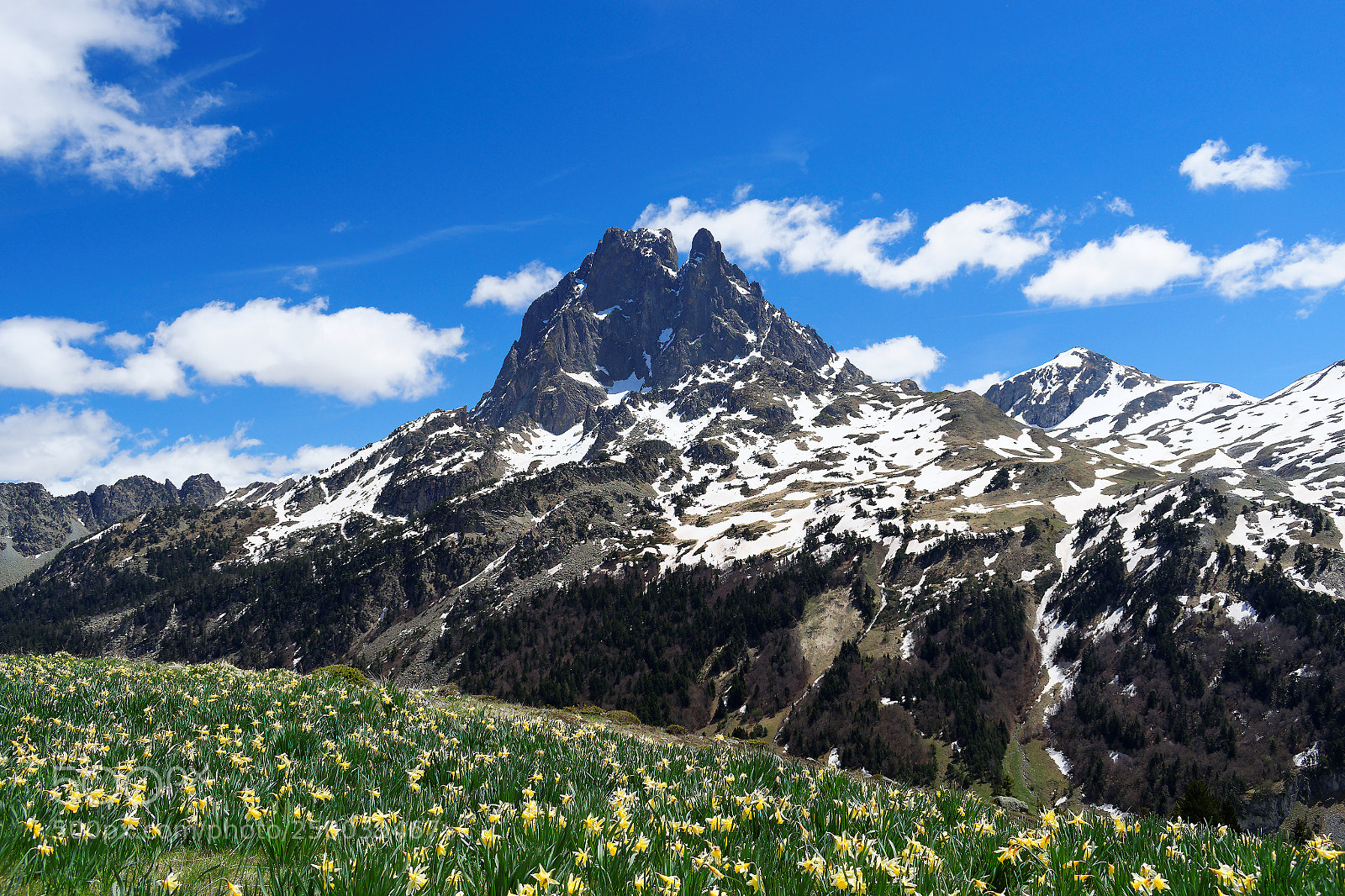 Nikon D3300 sample photo. Pic du midi d'ossau photography