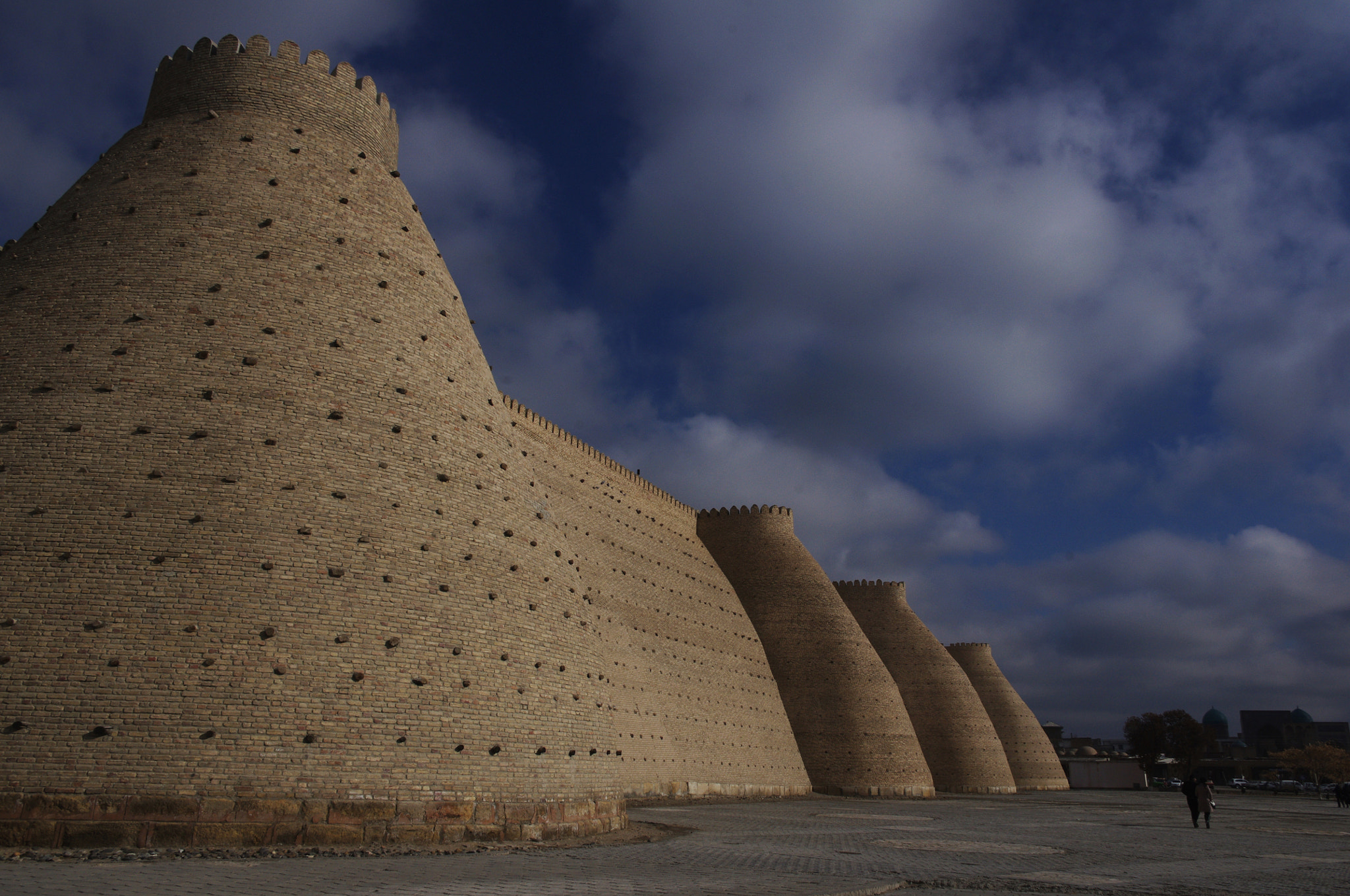 smc PENTAX-DA L 18-55mm F3.5-5.6 sample photo. Fortress wall photography