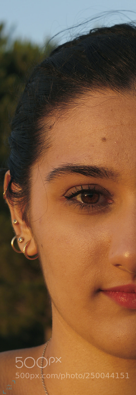 Canon EOS 700D (EOS Rebel T5i / EOS Kiss X7i) sample photo. Lidia hacer en trozos photography