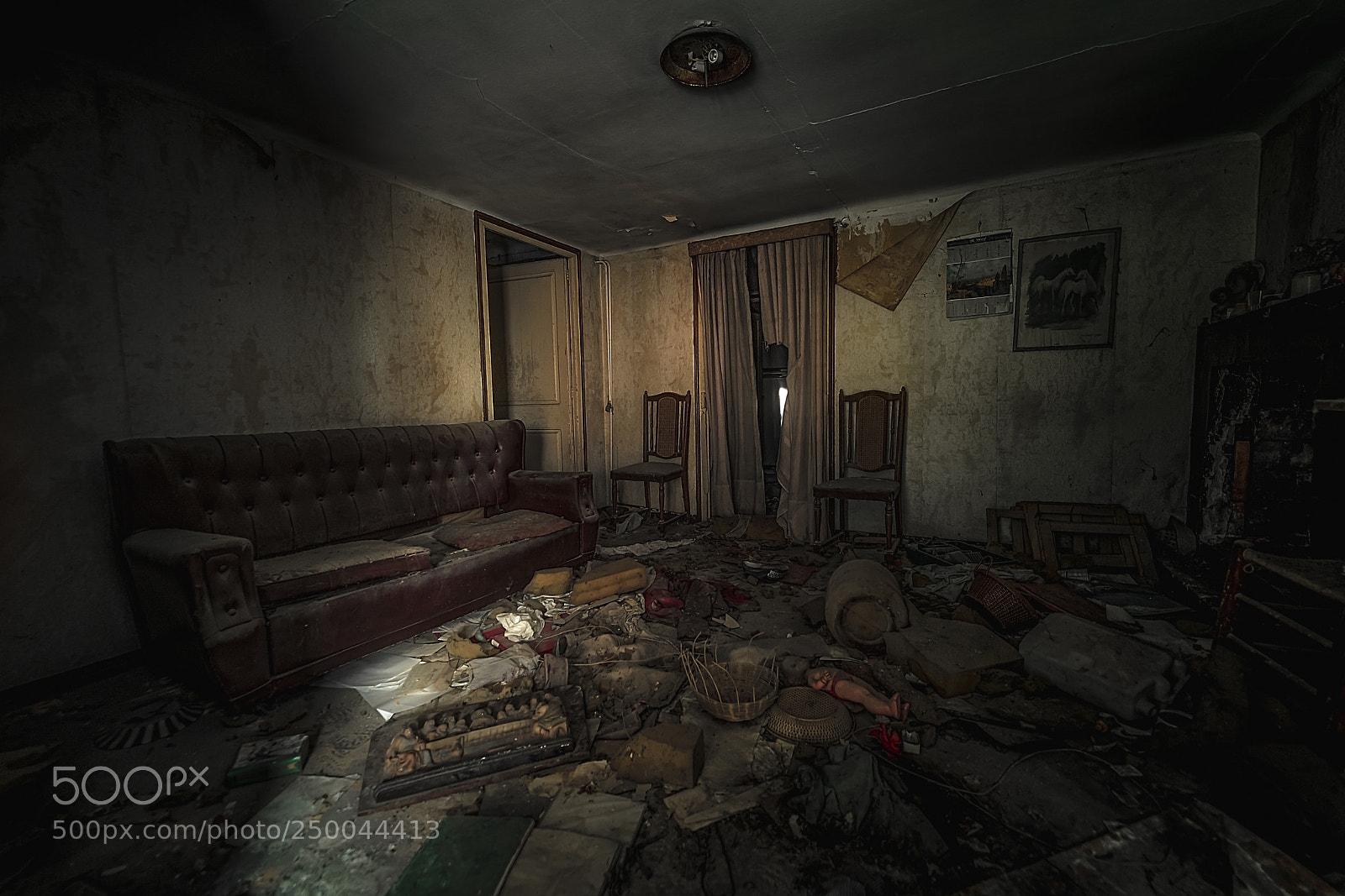 Sony a7R II sample photo. Room of horrors photography