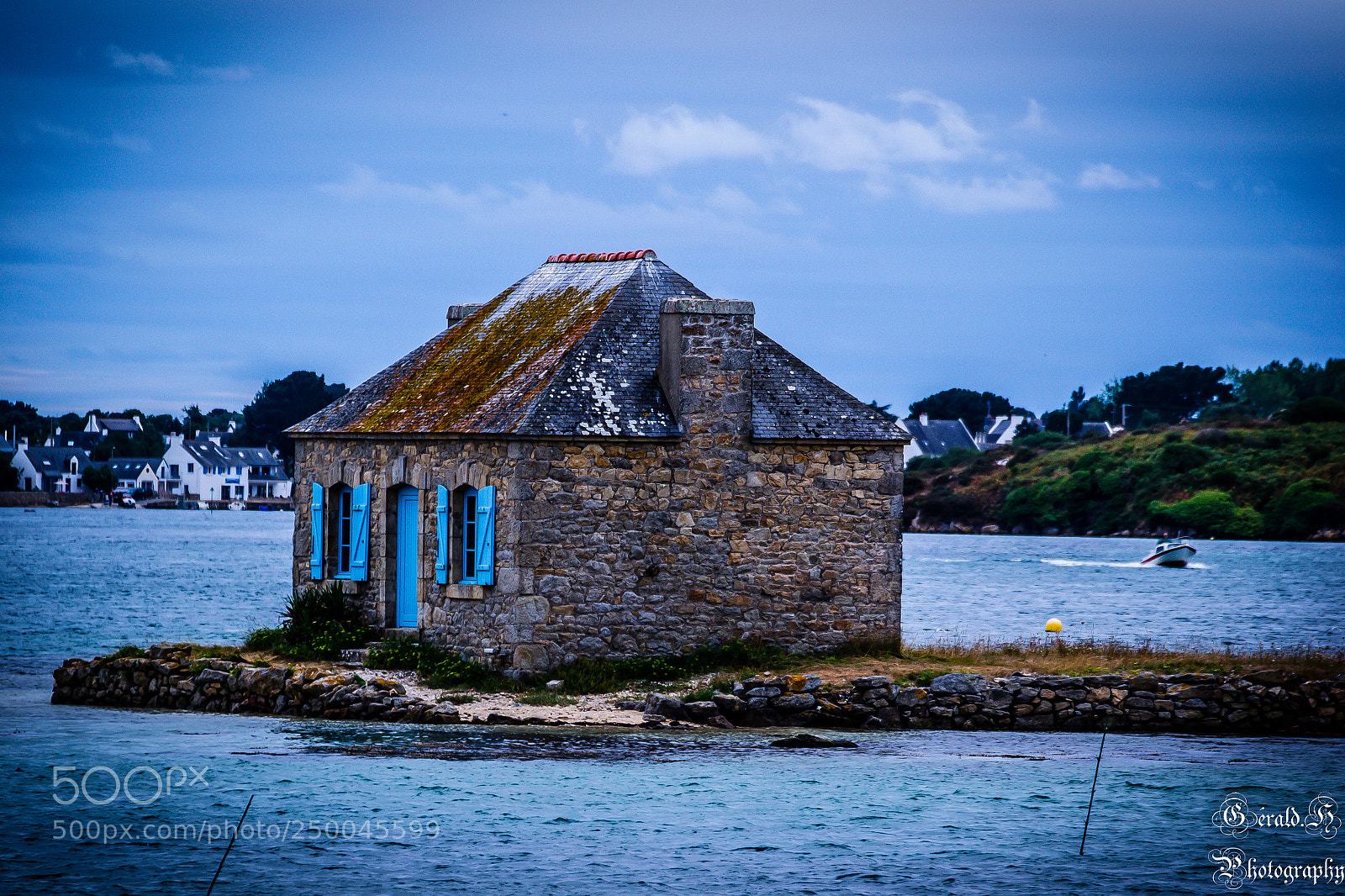 Nikon D3100 sample photo. St cado photography