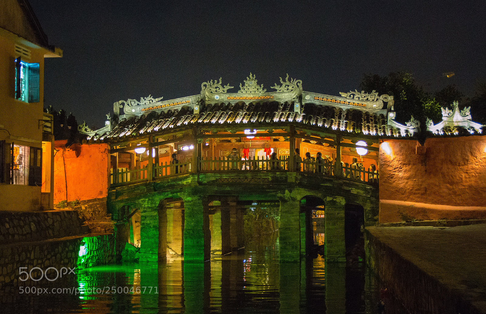 Canon EOS 70D sample photo. Japanese bridge hoi an photography