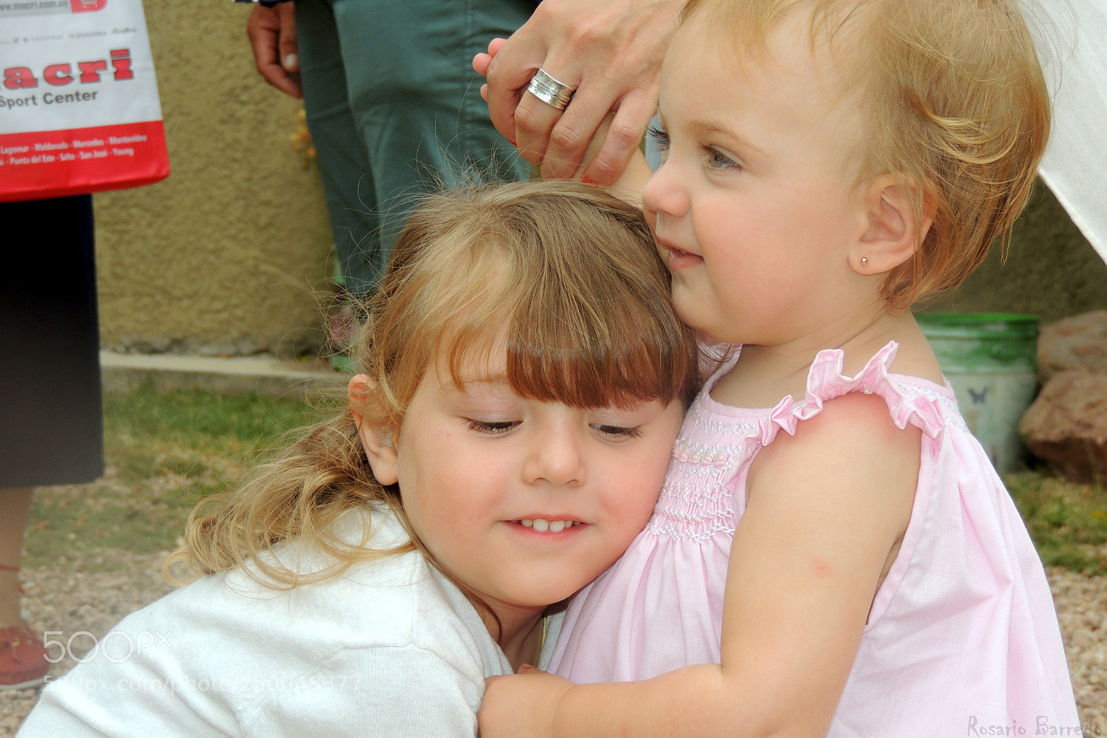 Nikon Coolpix P510 sample photo. Amor de primas. sabri photography