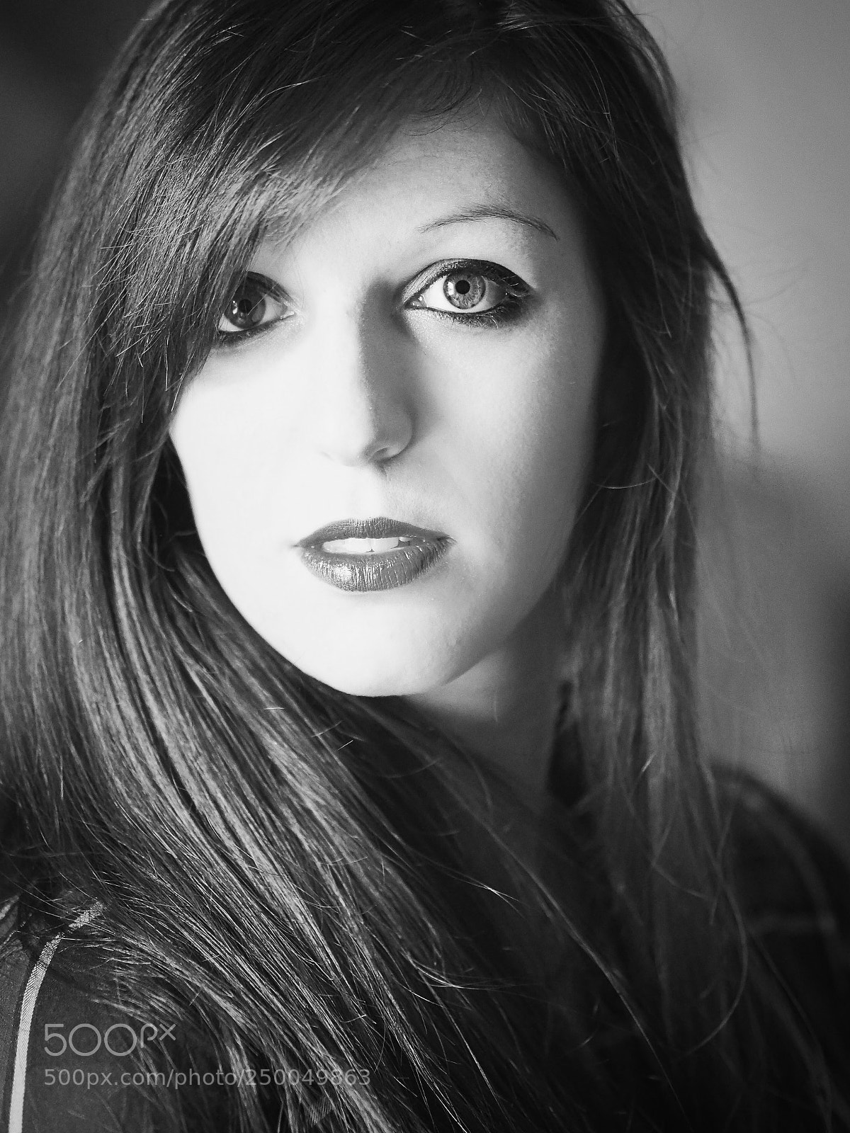 Olympus PEN-F sample photo. Elodie : portrait photography