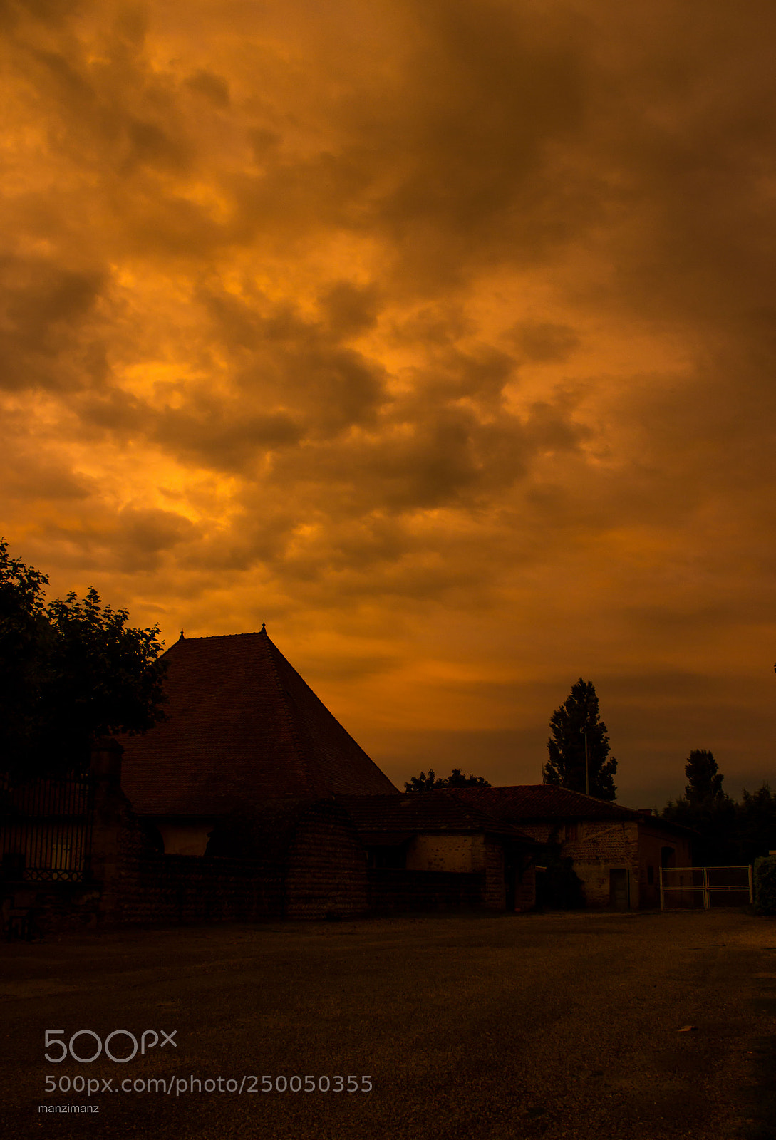 Canon EOS 600D (Rebel EOS T3i / EOS Kiss X5) sample photo. Bevor bad weather photography