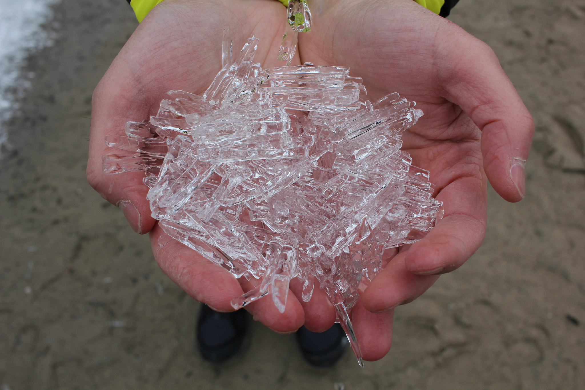 Canon EF-S 24mm F2.8 STM sample photo. Ice hands photography