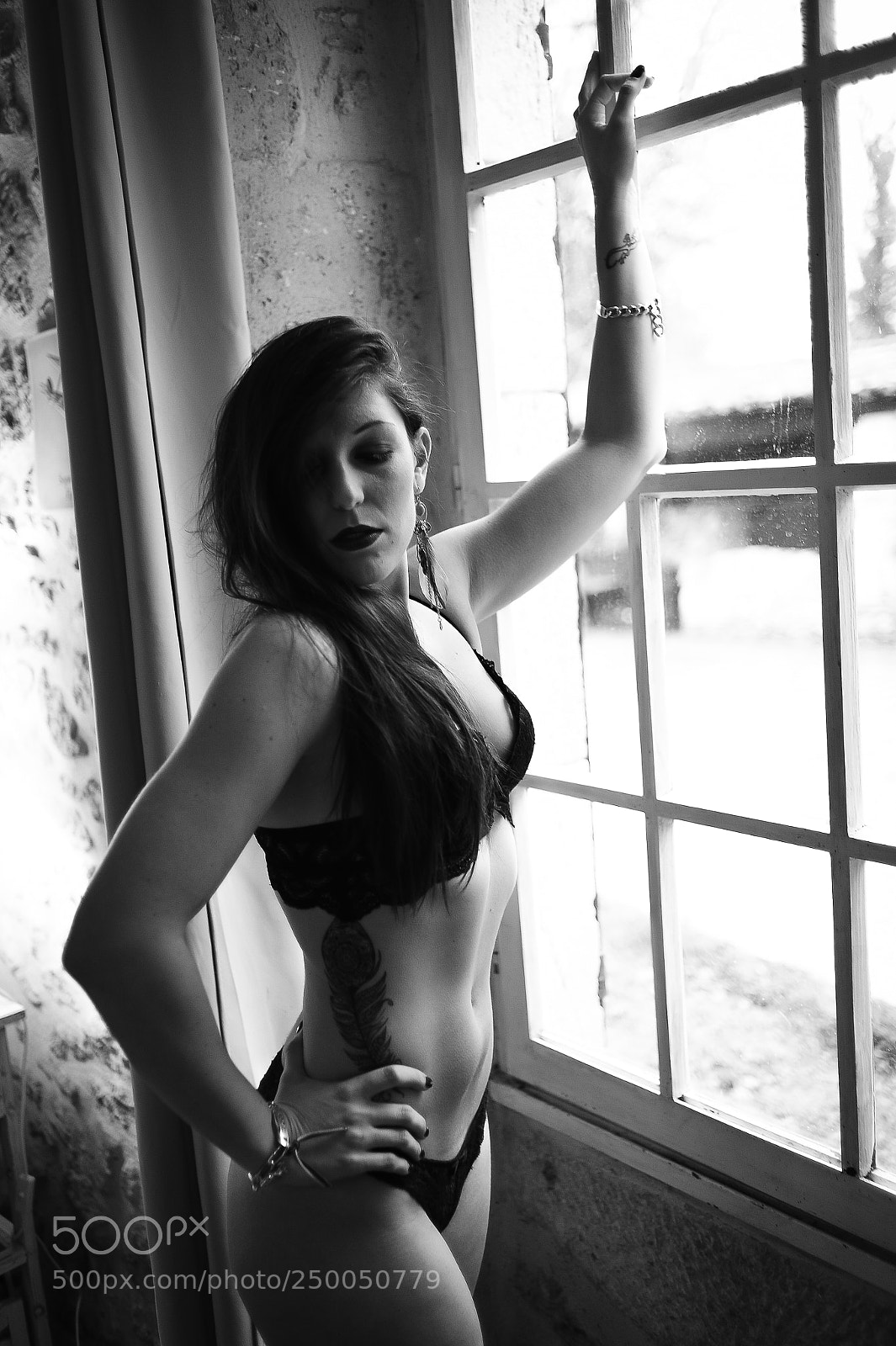 Nikon D4 sample photo. Elodie : glamour photography